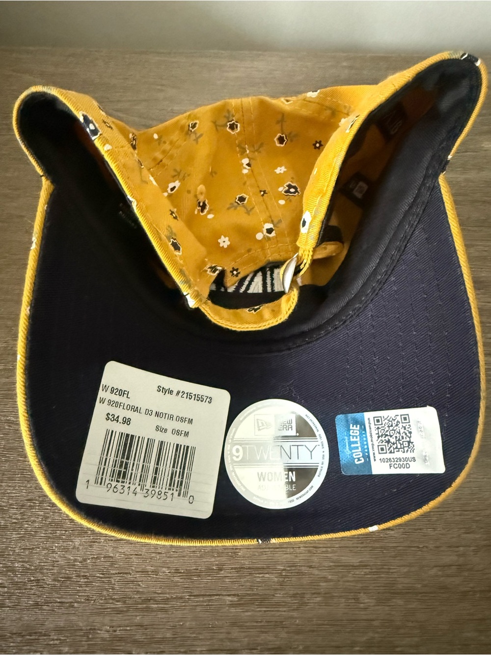 New Era Yellow Floral Notre Dame Logo Cap - Picture 3 of 4